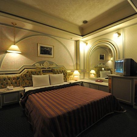 Cyue Chao Hotel เถาหยวน ภายนอก รูปภาพ
