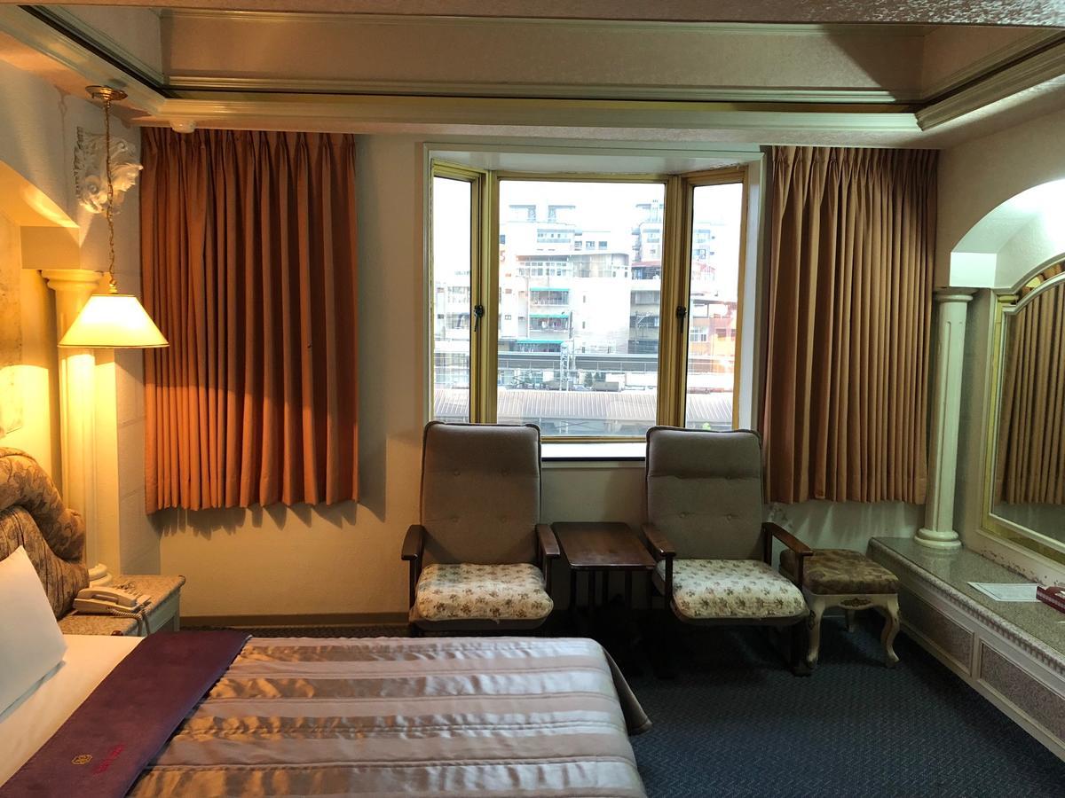 Cyue Chao Hotel เถาหยวน ภายนอก รูปภาพ