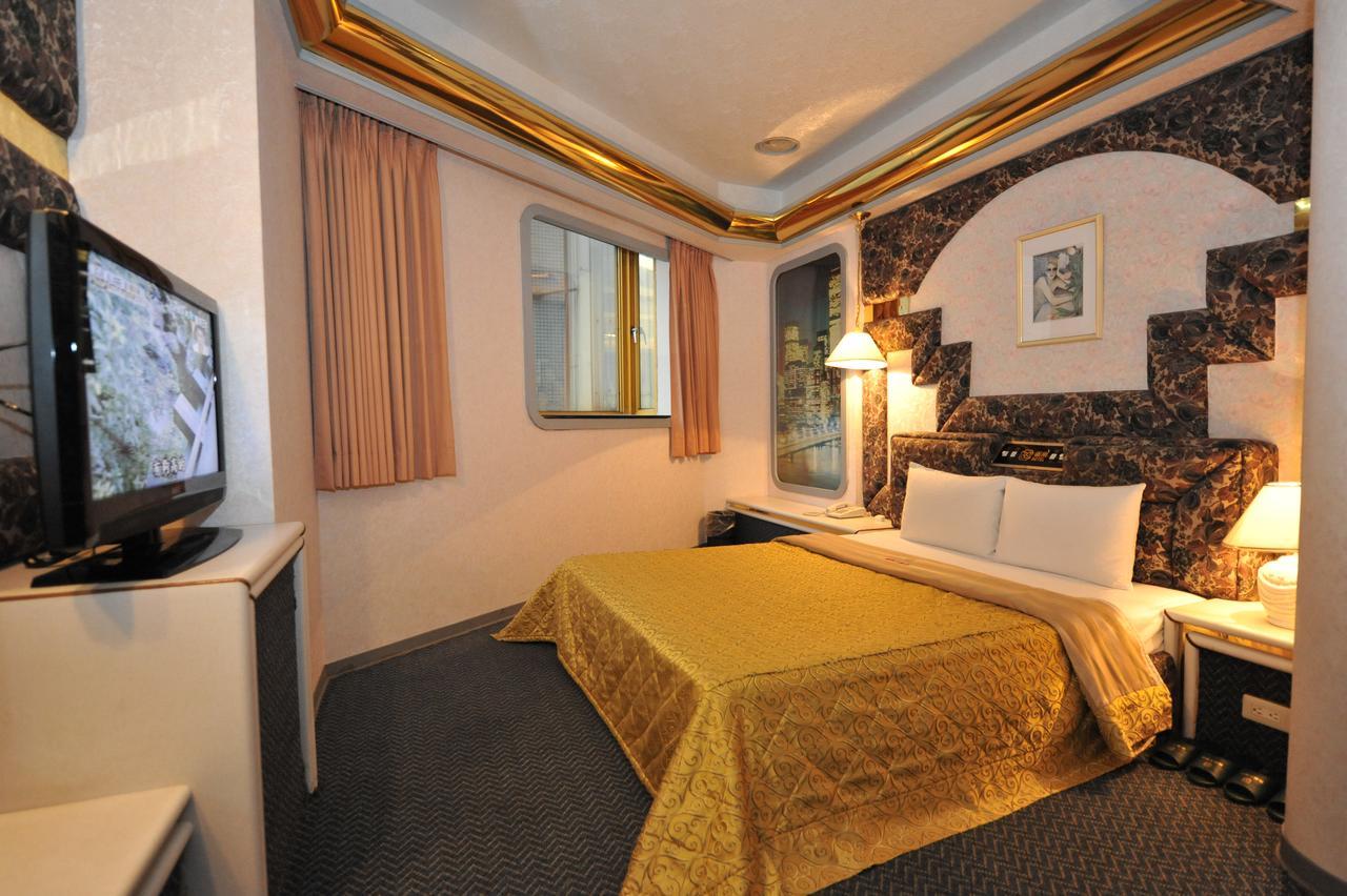 Cyue Chao Hotel เถาหยวน ภายนอก รูปภาพ